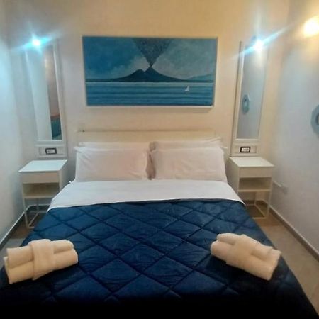 Residenza Plebliscito Apartment เนเปิลส์ ภายนอก รูปภาพ