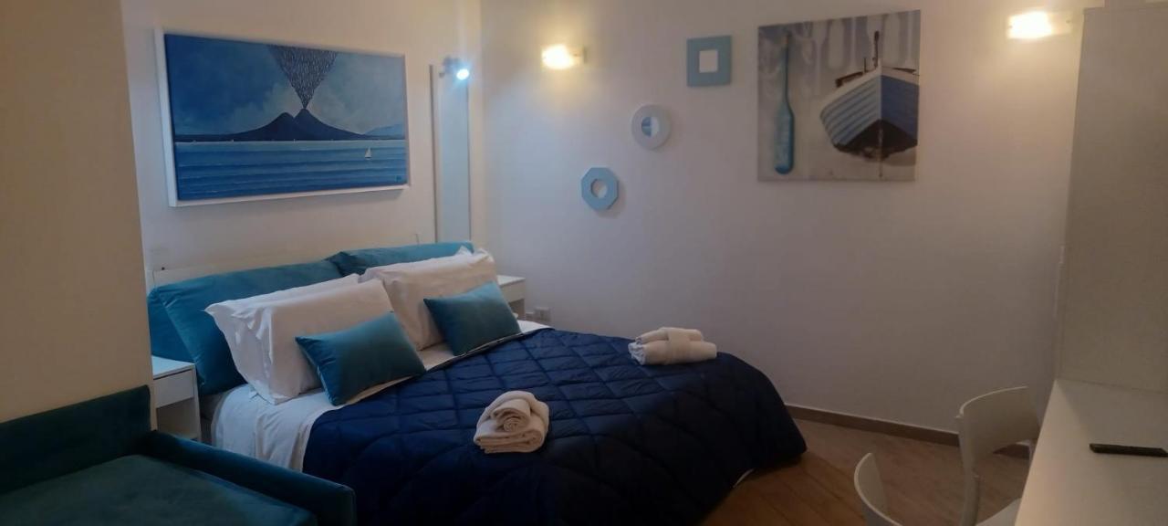 Residenza Plebliscito Apartment เนเปิลส์ ภายนอก รูปภาพ