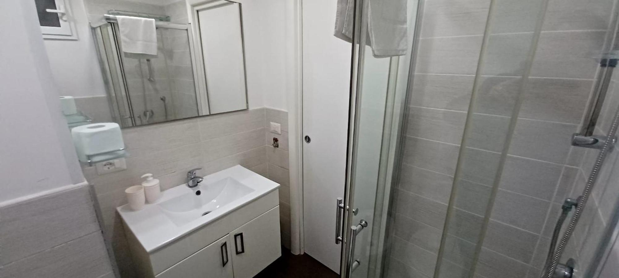 Residenza Plebliscito Apartment เนเปิลส์ ภายนอก รูปภาพ